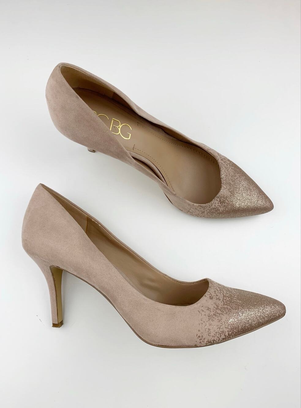 BCBG Paris Gaminkha Pumps Faux Suede Beige Pink Gold Heels Pointed Toe Women 9.5
